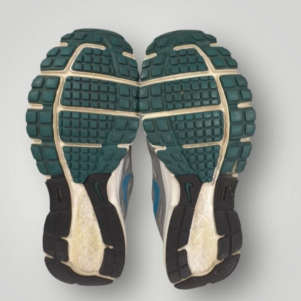 Nike gently used